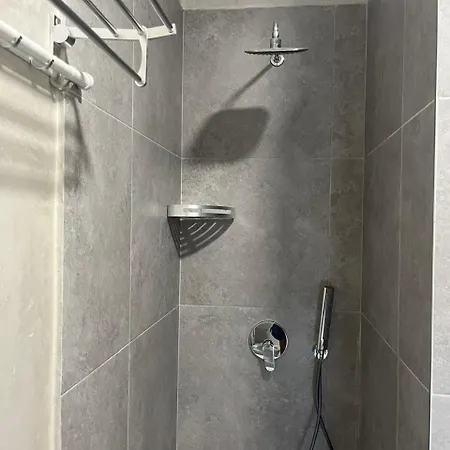 Eja S Apartament